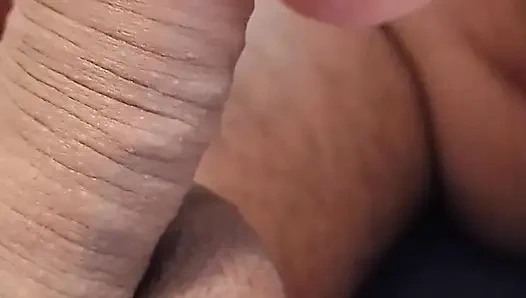 Извращенная жена хорошо и медленно сосет мой хуй