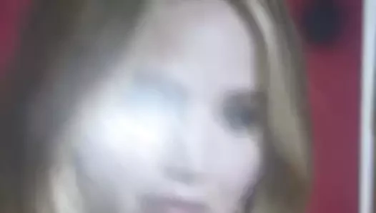 Jennifer Lawrence'a boşalmak