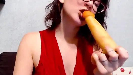 Heißes mädchen lutscht deinen großen schwanz