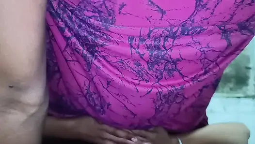Hintli kızın holi'de anal seksi