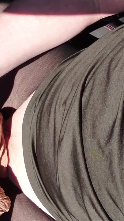 Horny Cumshot with the Door Open in the Car