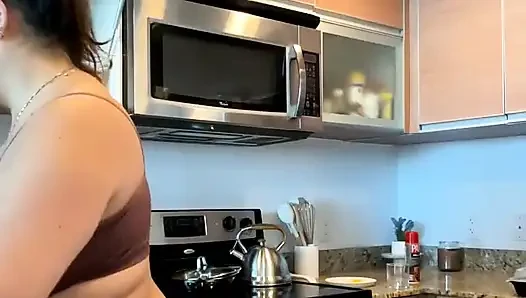 Live Stream with Dani Valentina