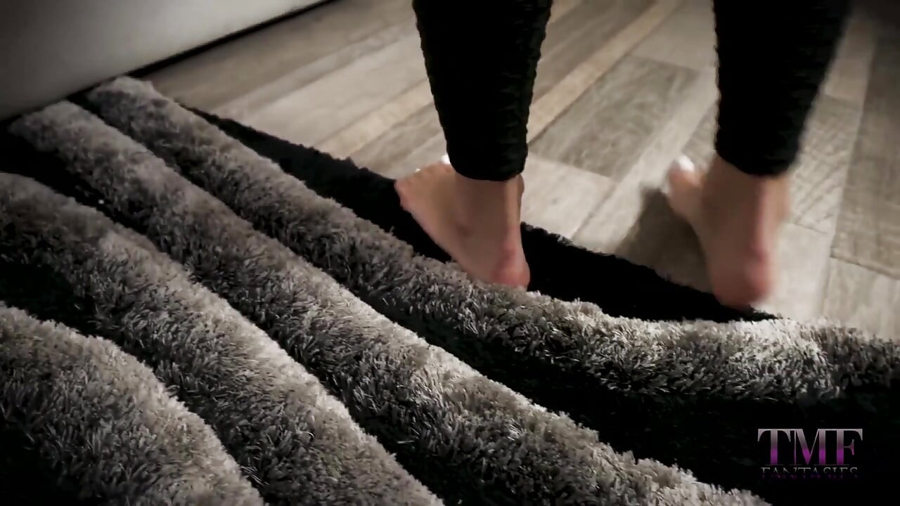 Surprise Birthday Present From Foot Slave Summer Marshall