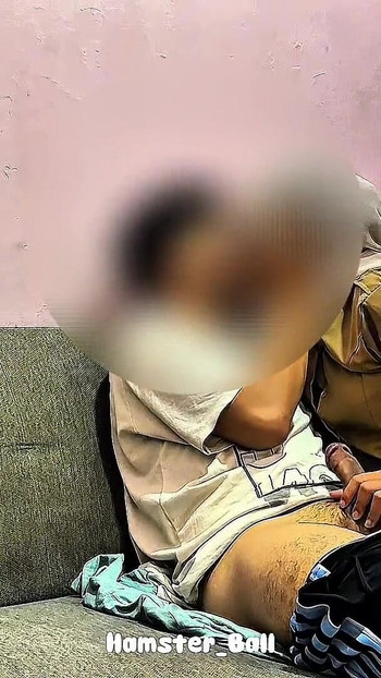 Fesselnder moment von "Lehrerin Desi malaiisch bringt ihren Hijab-pfadfinderinnen bei, zu ficken"