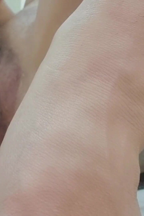 Sucking a Big Pussy Until It Gets Huge