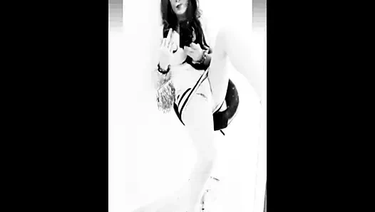 Balkan tgirl