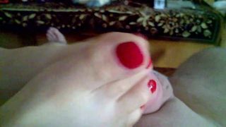 My girlfriend Fucks me with her feet (Cum on her feet)