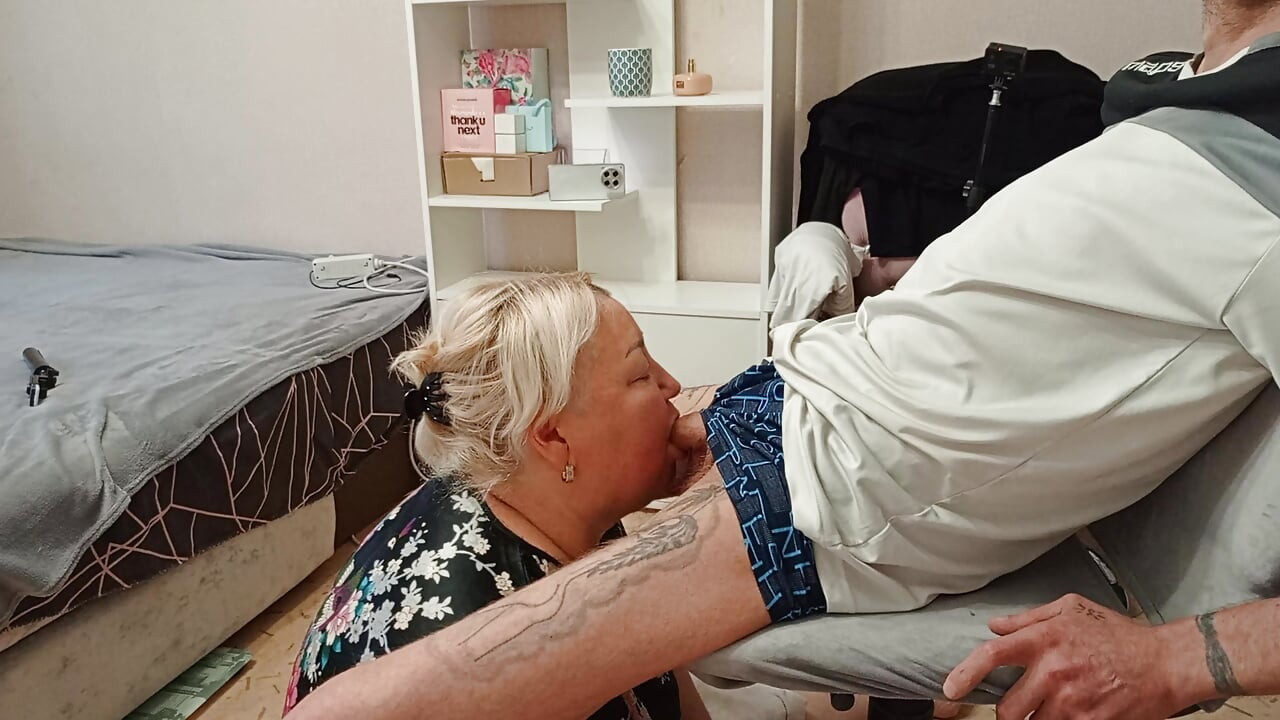 Parosi paryapt viry pane ke lie lnd chusaee deta hai