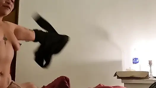 Венесуэльская милфа платит арендную плату сексом в Аргентине