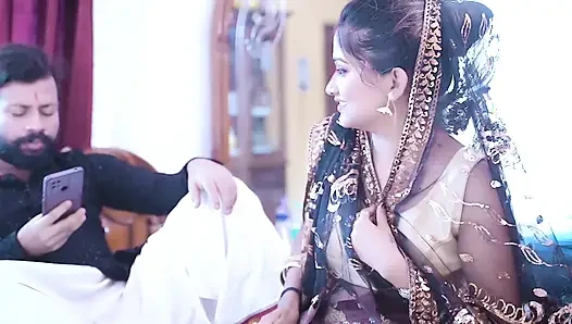 Dost ki biwi ko room me uske samne hi chod diya