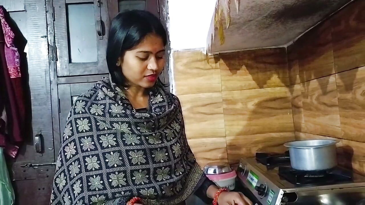 रिश्तेदार A दूध मांगने के लिए कोमल के घर आया। पड़ोसी के पास
