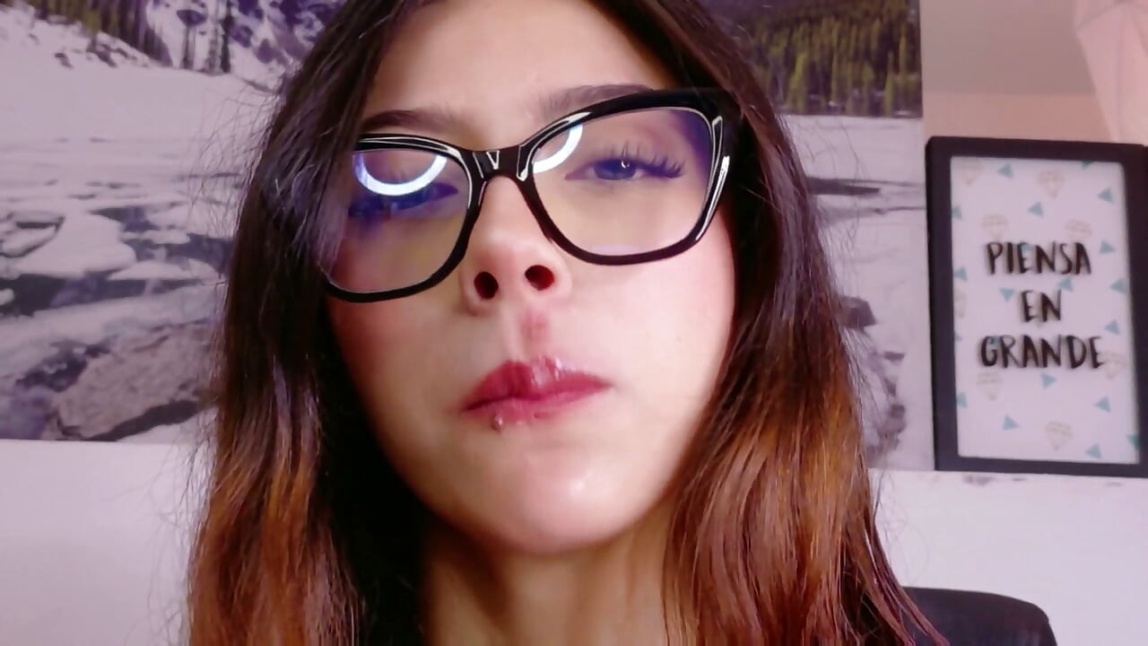 פירות עסיסיים בוובקאם