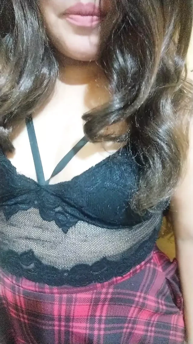 I Got My Pussy Eaten at an Early Age and Now I'm a Slut