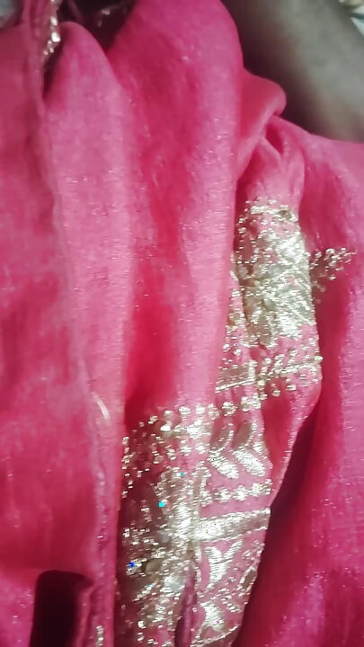 VN20261029 093351.mp Maine aaj karwachauth ke din apne sali ko patakar choda