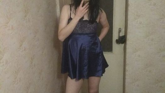 Я мастурбирую на моем платье