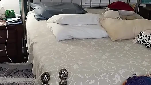 Hot MILF BBW Makes Her Bed Then Masturbates And Has A Good Orgasm!