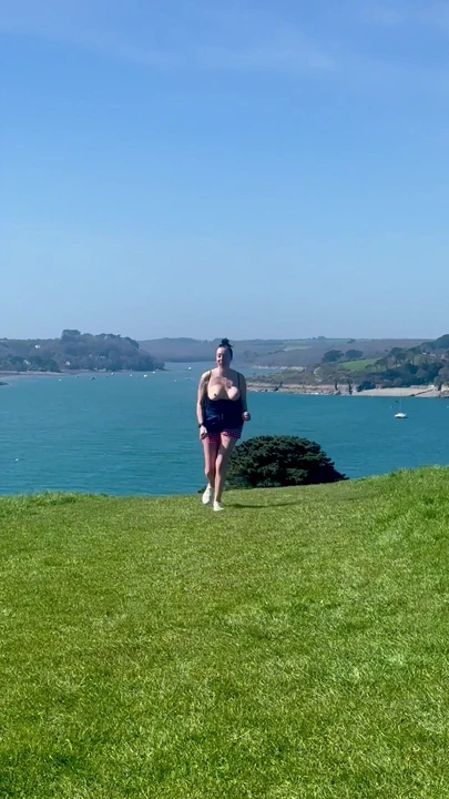 Milfs Big Bouncing Tits