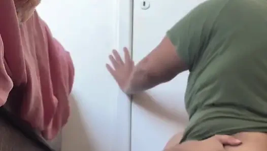 Tombul ıslak üvey anne