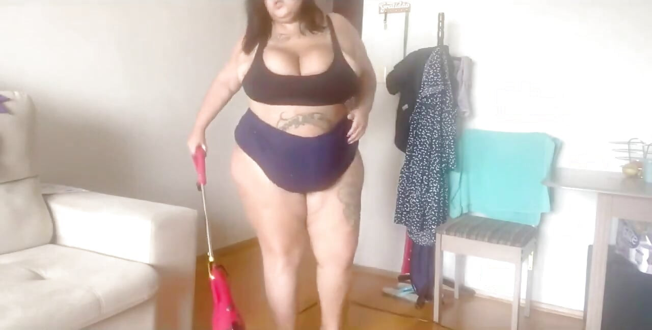 Uczęszczał do: Clean House and Got Horny skończył cumming - Mary Juana