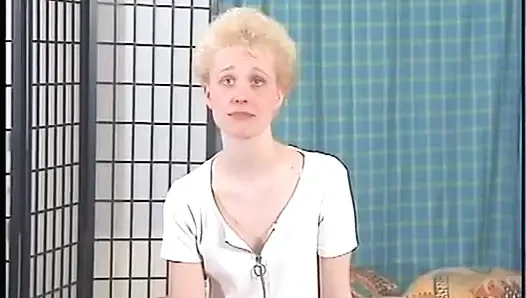 Пара занимается сексом в различных позах # 1