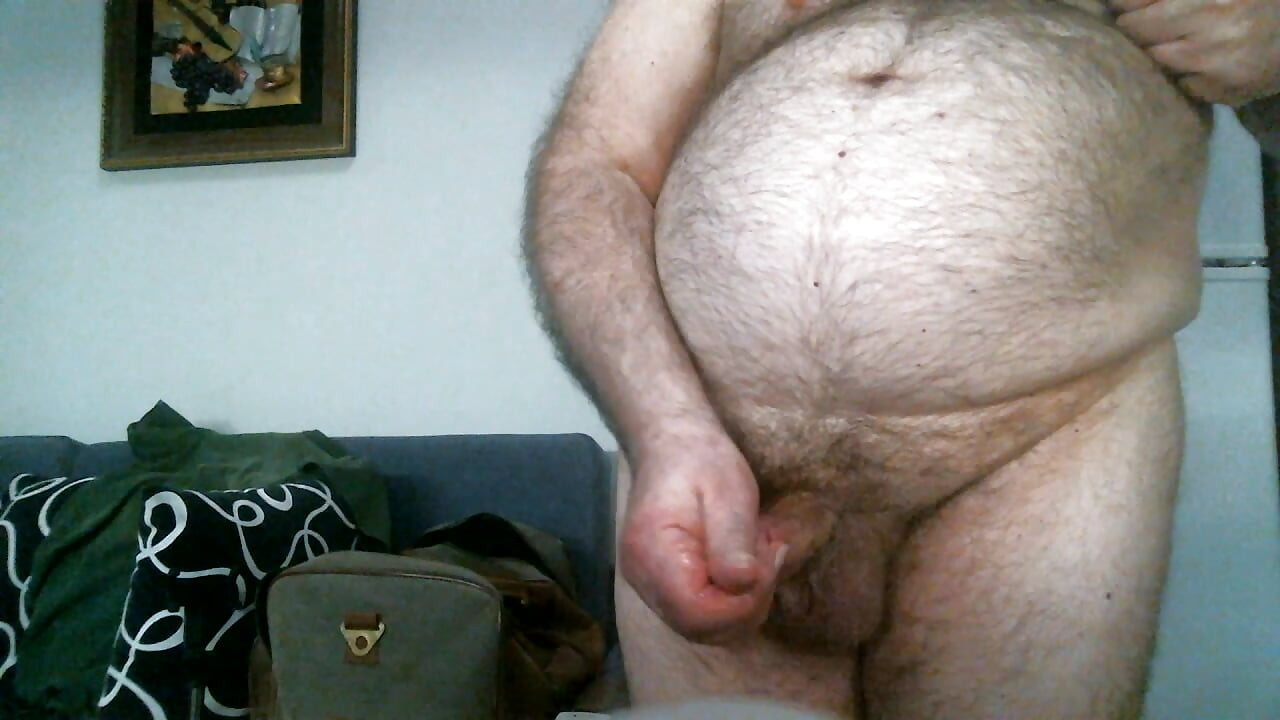Stroking on This Fun, Live Cam Show