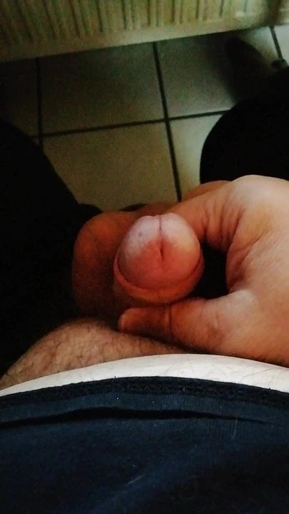 Sunday afternoon wank