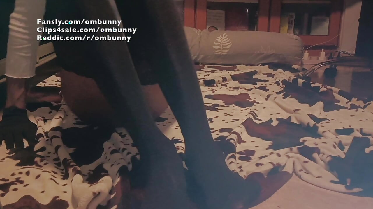 This sissy's toes were made to be used