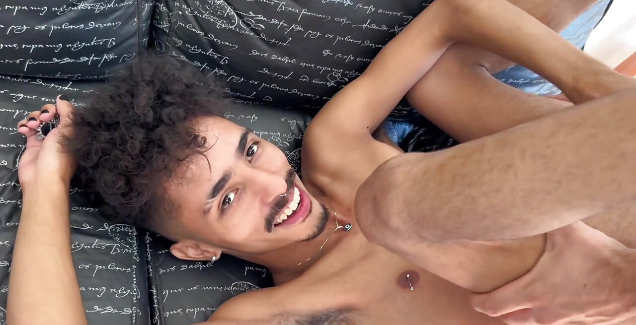 Tourist Came to Brazil to Have Bareback Fun and Cum Inside