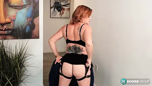 Фигуристая, грудастая бабушка Heather Bonanza всегда удовлетворяет