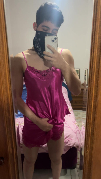 Femboy介绍她的睡衣