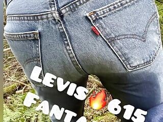 Levis Jeans Fetisch vätning