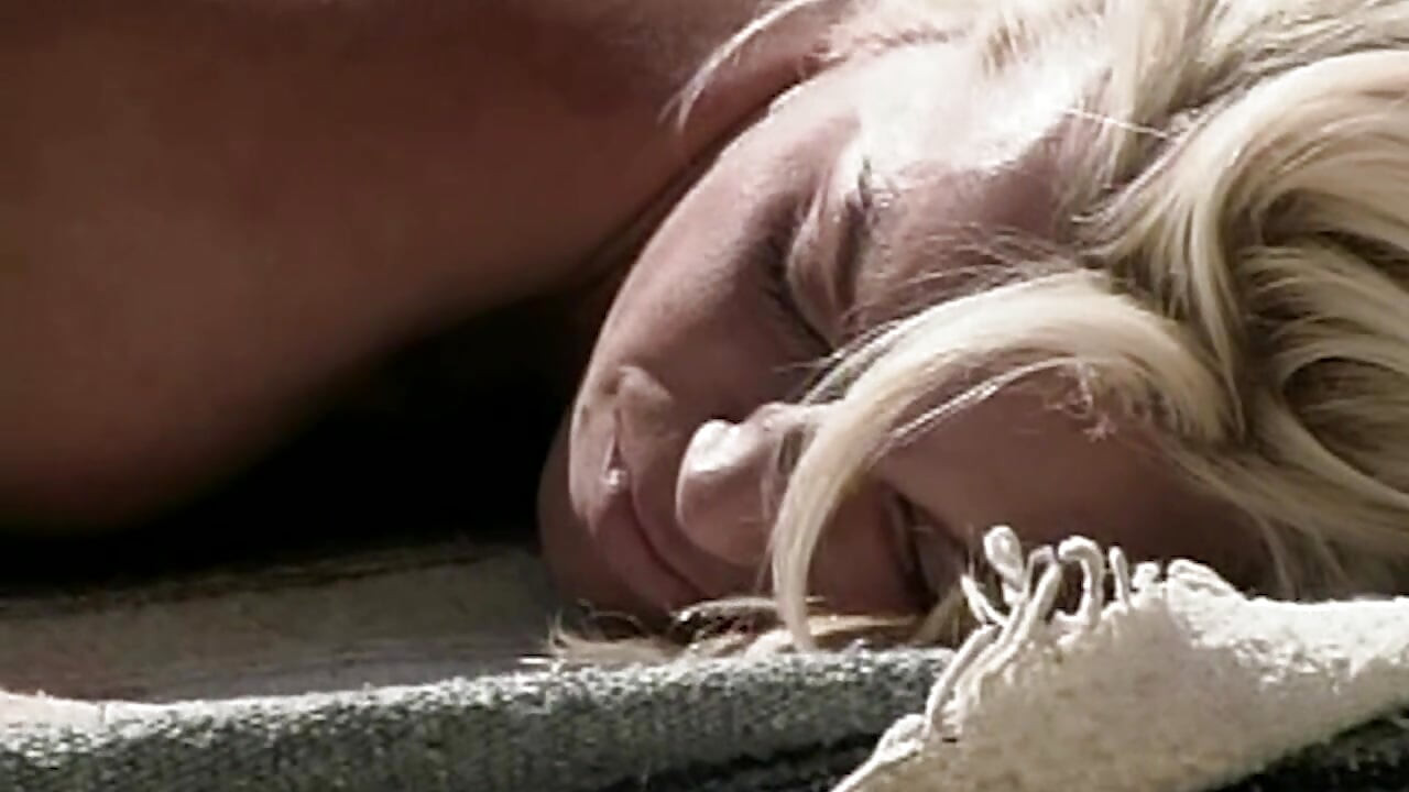 sündige Neugier kennt kein Limit mehr in einer