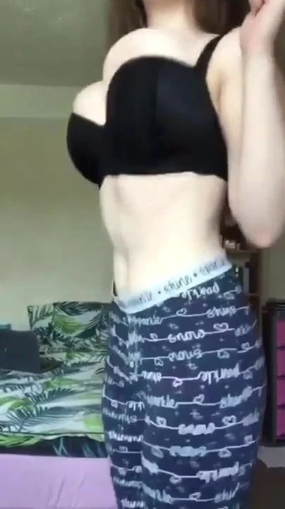 Jumping tits