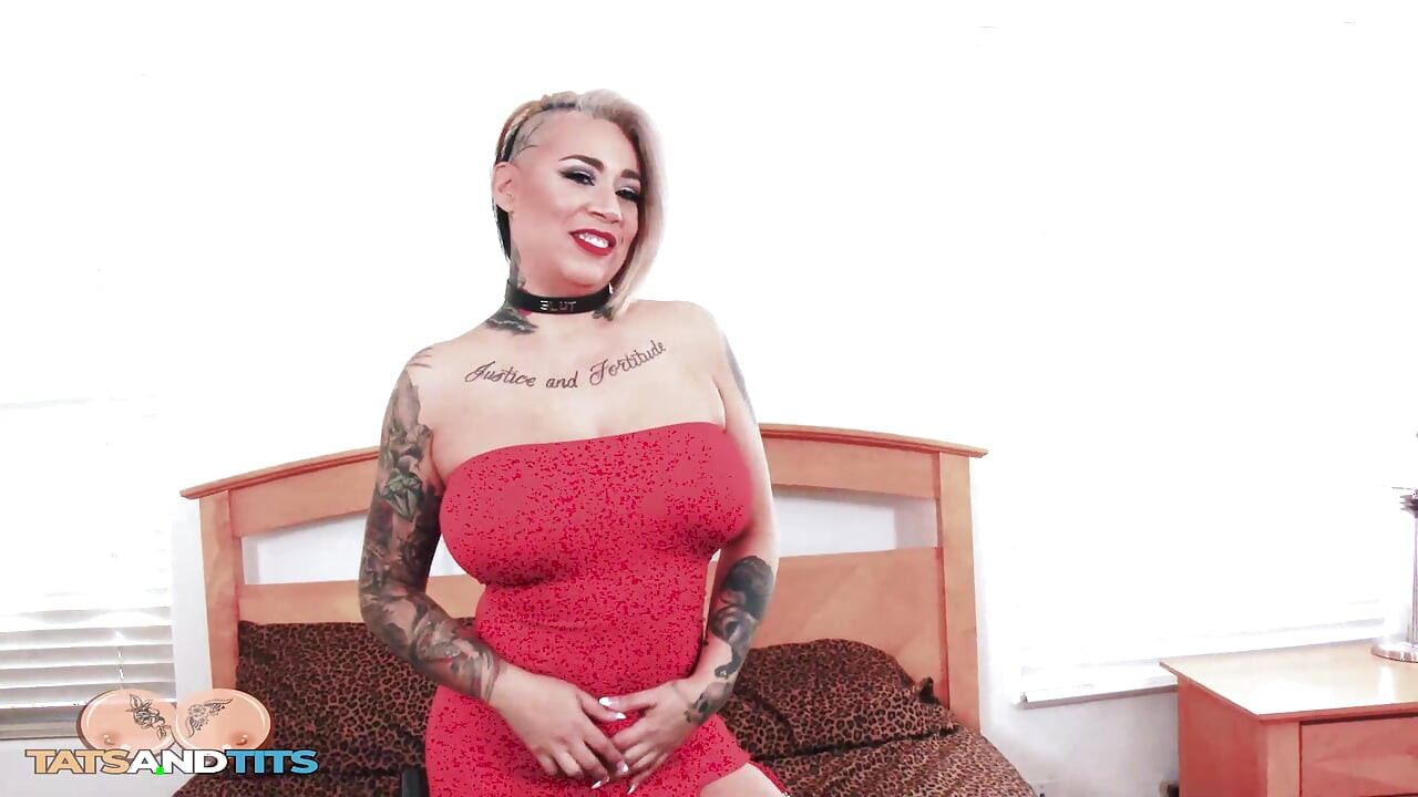 Emo MILF Peaches Presley Ass Fucked by BBC