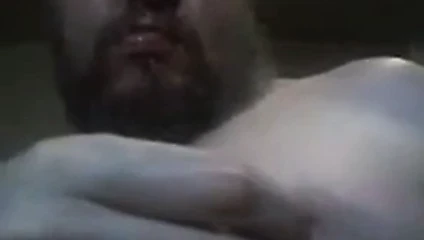 Büyük seksi adam göğüslerim