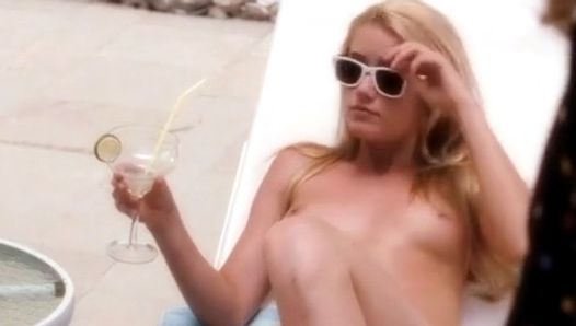 Celebridades desnudas - escenas para tomar el sol vol 2