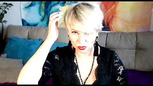 Классная зрелая шлюха Aimee, горячая милфа и крупный план ее похотливой пизды.!. ))