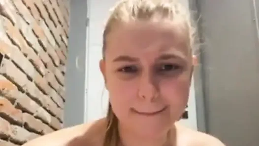 Сквирт и анальный трах! Трах крупным планом. Много сквирта.