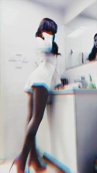 Asian girls woth long legs pantyhose and heels 10
