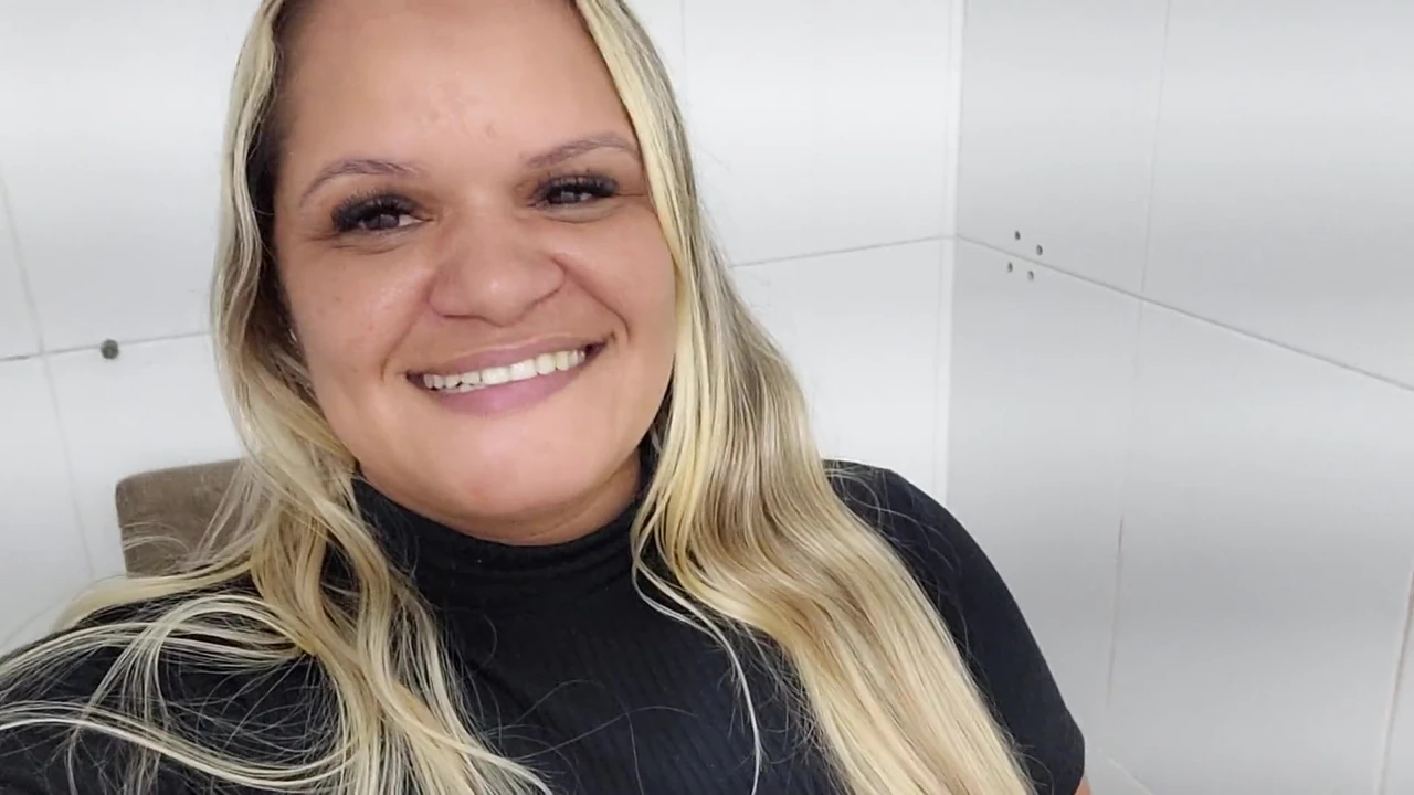 Surinamlı üvey erkek kardeşim Daniel bu videoyu istedi