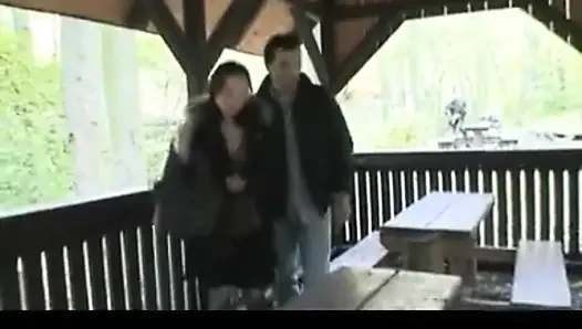 Писсинг и минет на улице