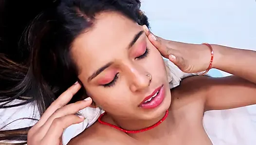 Hintli video üvey erkek kardeşimin karısıyla sert seks yaptı. Yeni Hintçe ses