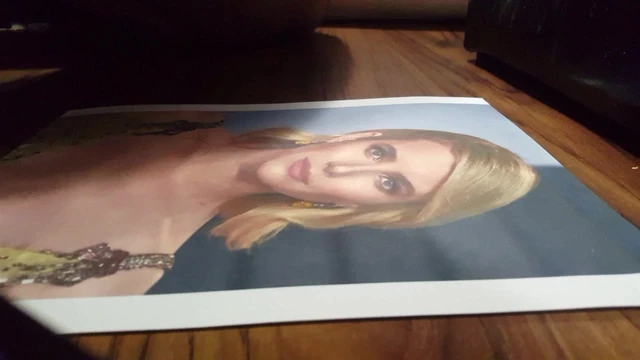Emma Roberts- 01