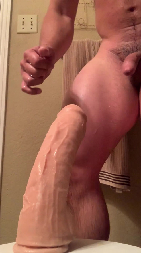 Muscle Hunk Takes HUGE Dildo Gapes Creampie and Prolapse