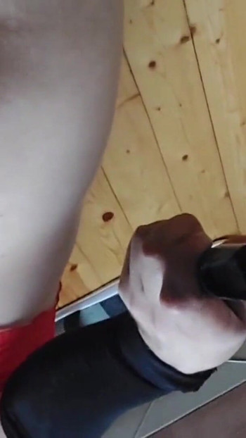 抚摸我的自我...或更多 |剪辑 3