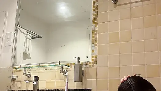 Würdest Du Dich Von Mir Anpissen Lassen?
