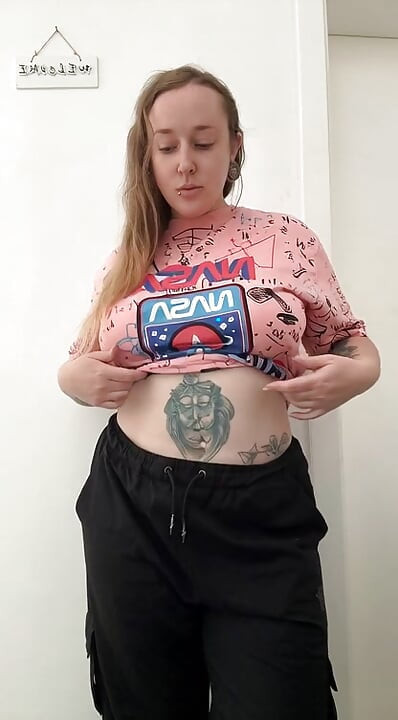 kissica video