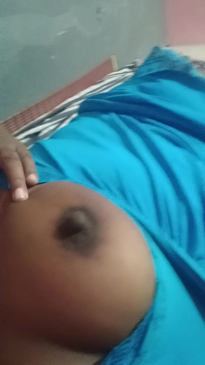 Desi wife big boobs