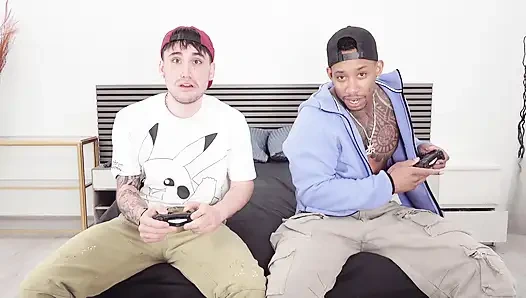 Üvey Kız Kardeşim Benimle Sikişmek İstiyor Ve Siyah Arkadaşım Bir Orospu - Eva Fay