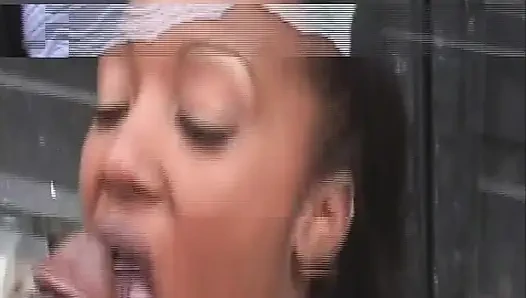 Kocaman penisi kız arkadaşını seviyor